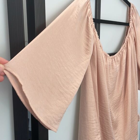 [M/L] BRUNETTE | Silky Blush Pink Satin Style One Piece Short Pyjama Romper - Picture 9 of 12